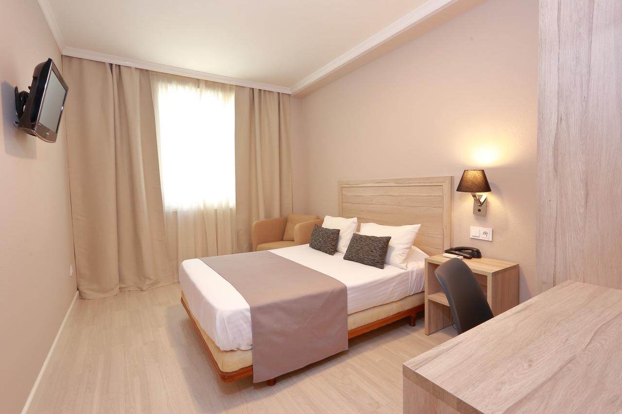 Hotel Villa De เวริน ภายนอก รูปภาพ